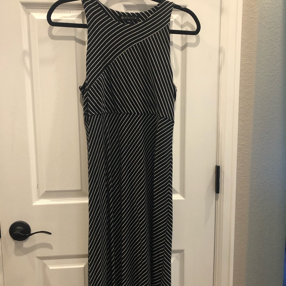 Athleta sleeveless dress